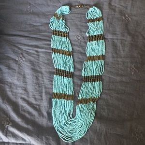 Multilayered necklace